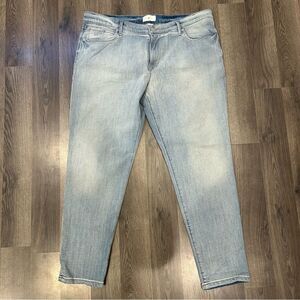 Lou & Grey Slouchy Skinny Jeans in Blue